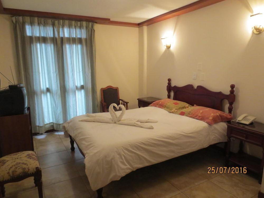 Hotel Cumanda Alfaro Extérieur photo