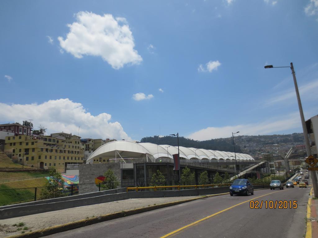 Hotel Cumanda Alfaro Extérieur photo
