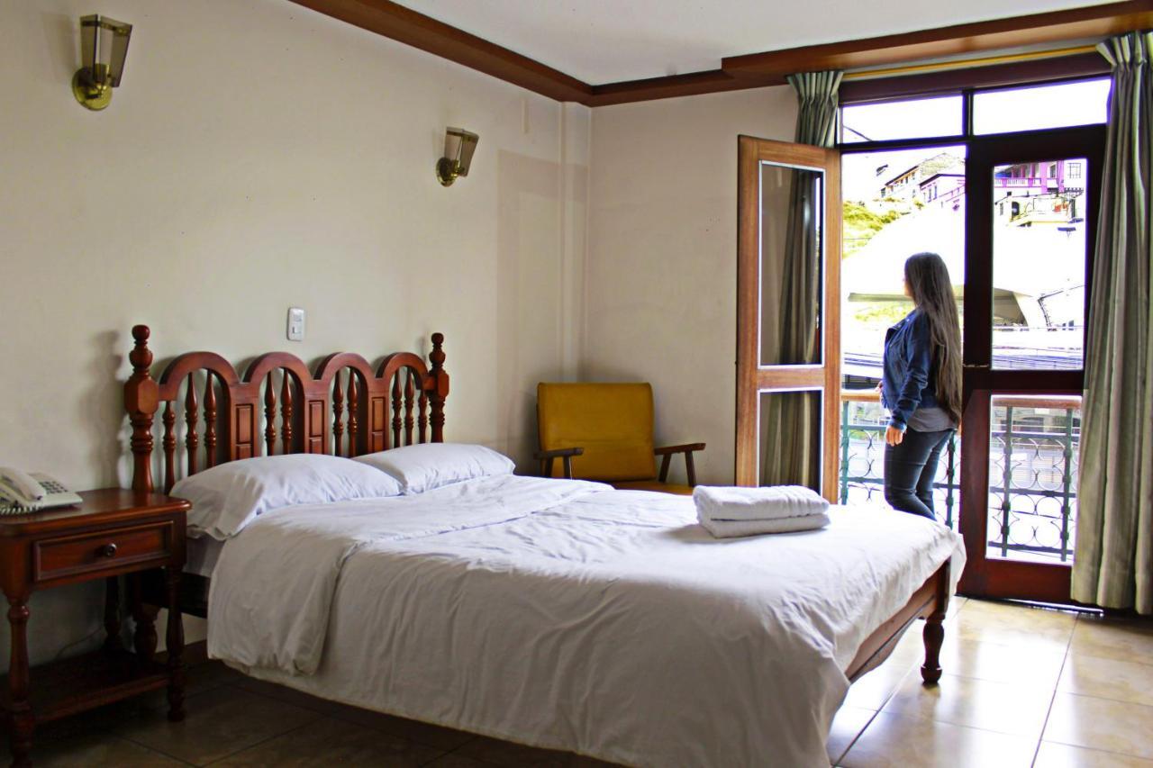 Hotel Cumanda Alfaro Extérieur photo