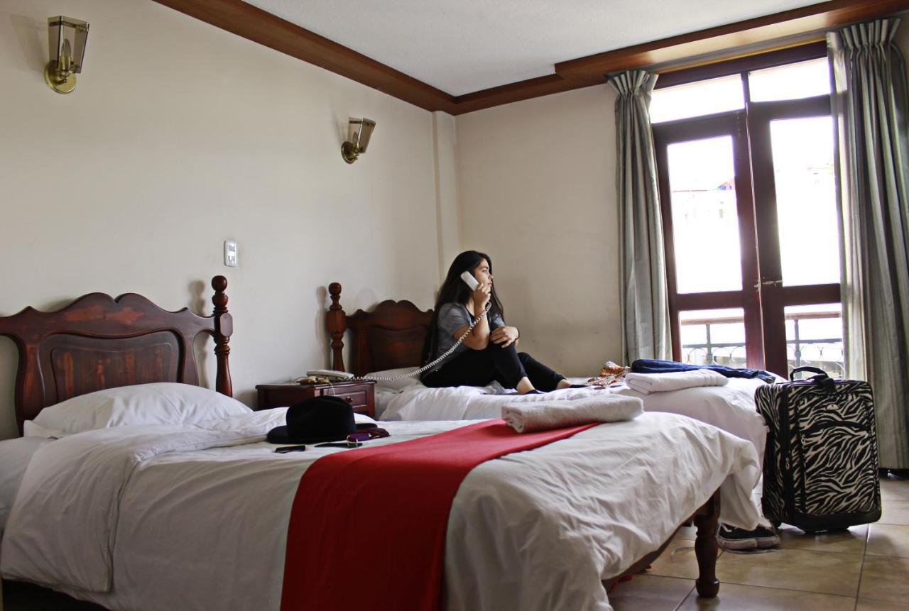 Hotel Cumanda Alfaro Extérieur photo
